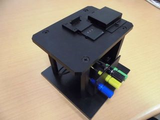 ペロブスカイト太陽電池の作製・測定用治具のご紹介